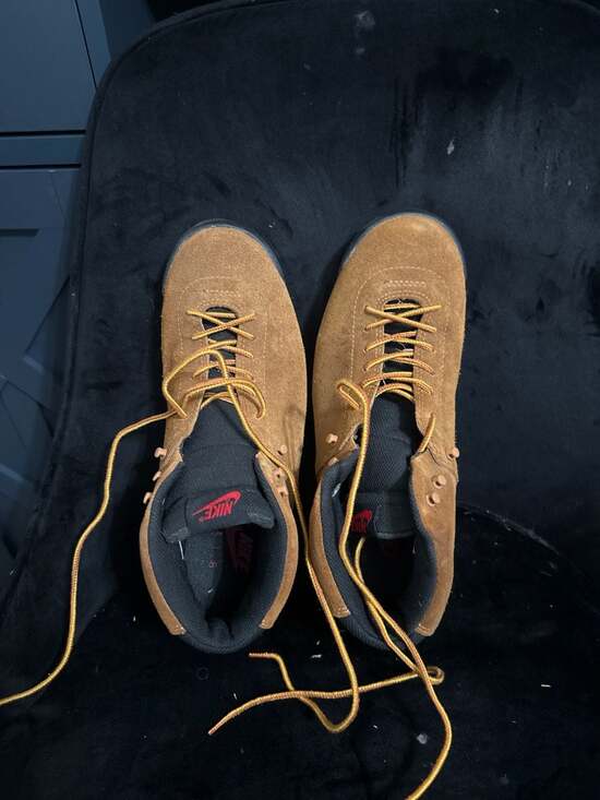 Vintage Nike Air Magma 2.4 ACG Suede Hiking Boots British Tan
